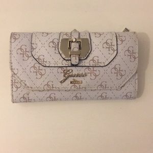 Guess Wallet